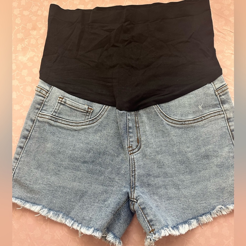 🆕Love SoHo Maternity Jean Shorts